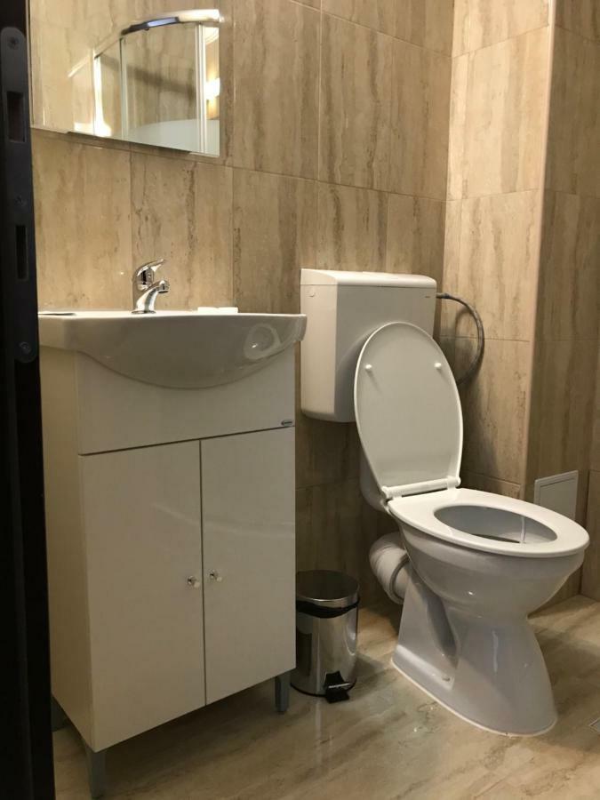 Отель Casa Poienarilor Сымбэта-де-Сус Экстерьер фото